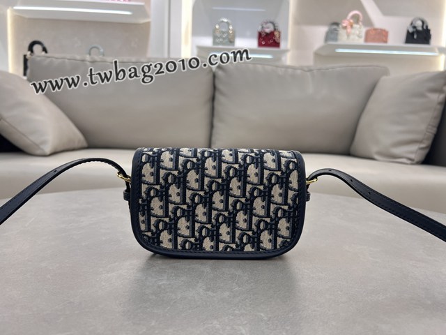 Dior专柜2025新款迪奥顶级原单Bobby迷你手袋手提肩背斜挎女包 djfk1183